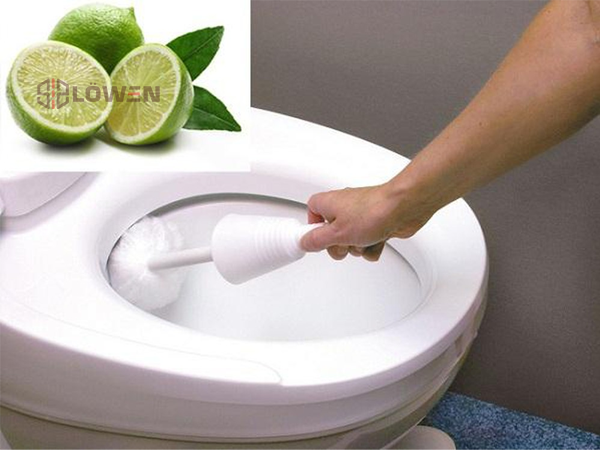 Vệ sinh bồn cầu bằng chanhh